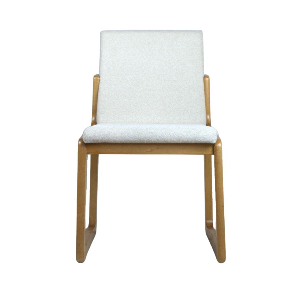 Cadeira de Madeira Elisa Cor Freijó Tecido Bouclé Bege