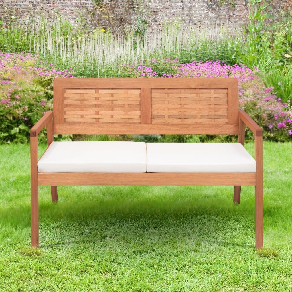 Sofá 2 Lugares Tulipa Em Madeira Trançado Cor Stain Castanheira com Tecido Bege Acquablock