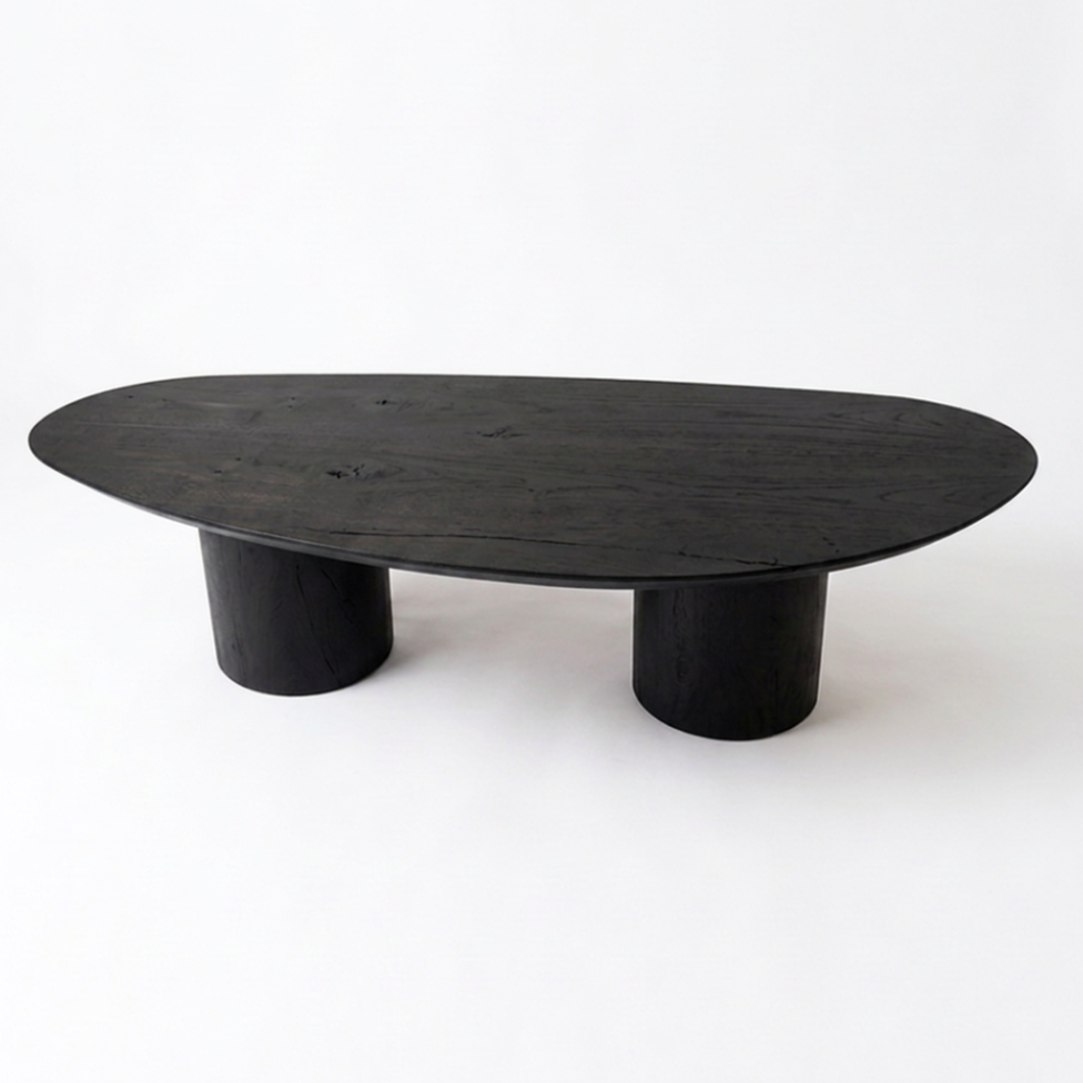 Mesa de Centro Orgânica em Madeira Maciça Lívia