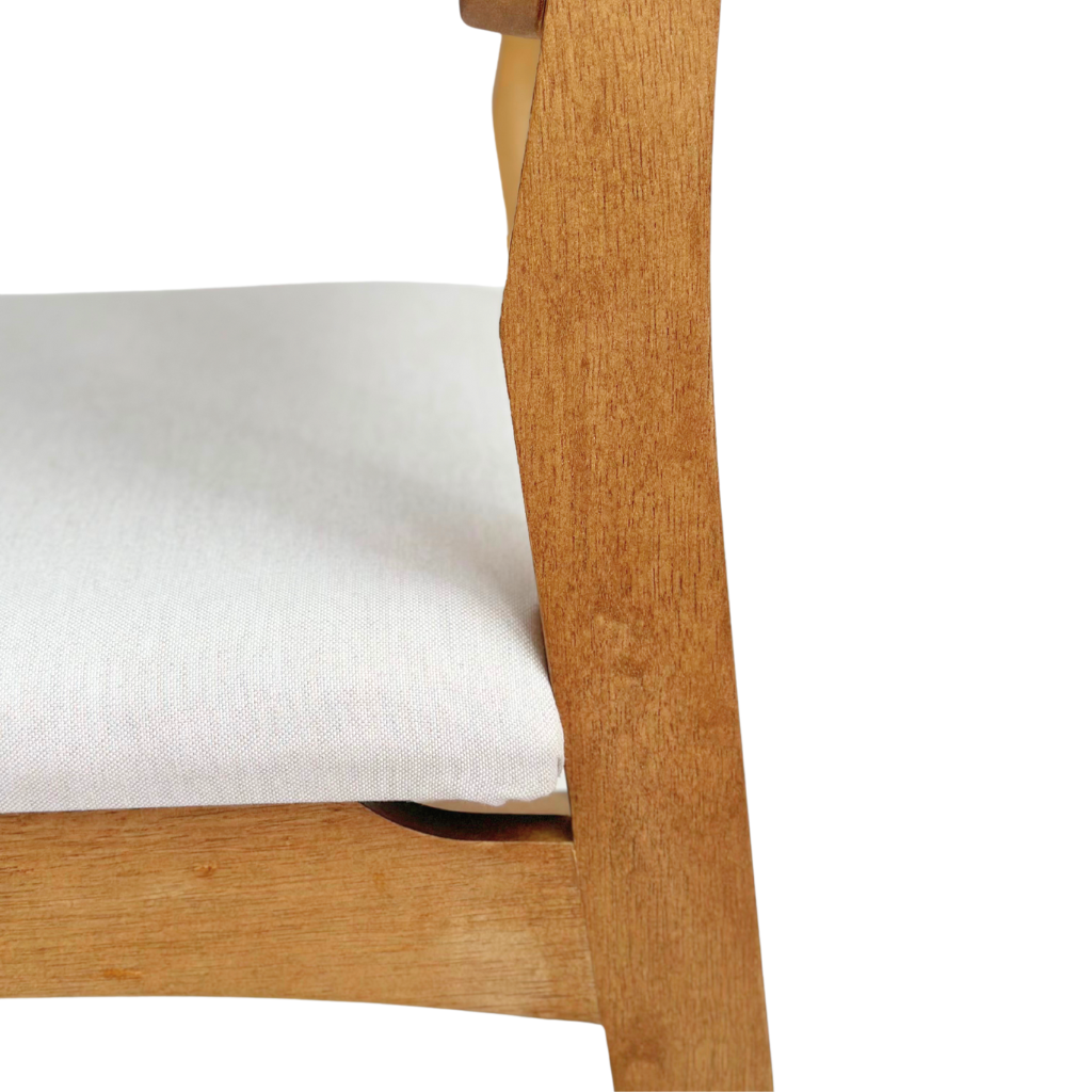 Cadeira de Madeira com Telinha Sextavada Itália Cor Imbuia Tecido Linho Creme - Kit com 2