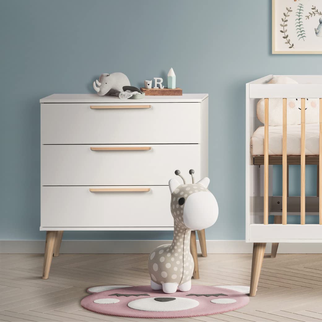 Cômoda Infantil 3 Gavetas Retrô com Puxador Reto Cor Branco e Carvalho - Quater