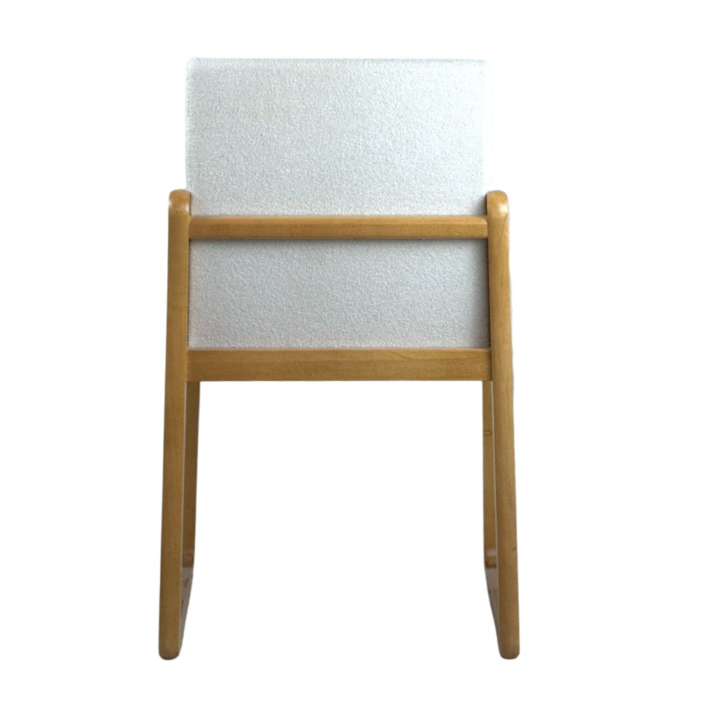 Cadeira de Madeira Elisa Cor Freijó Tecido Bouclé Bege