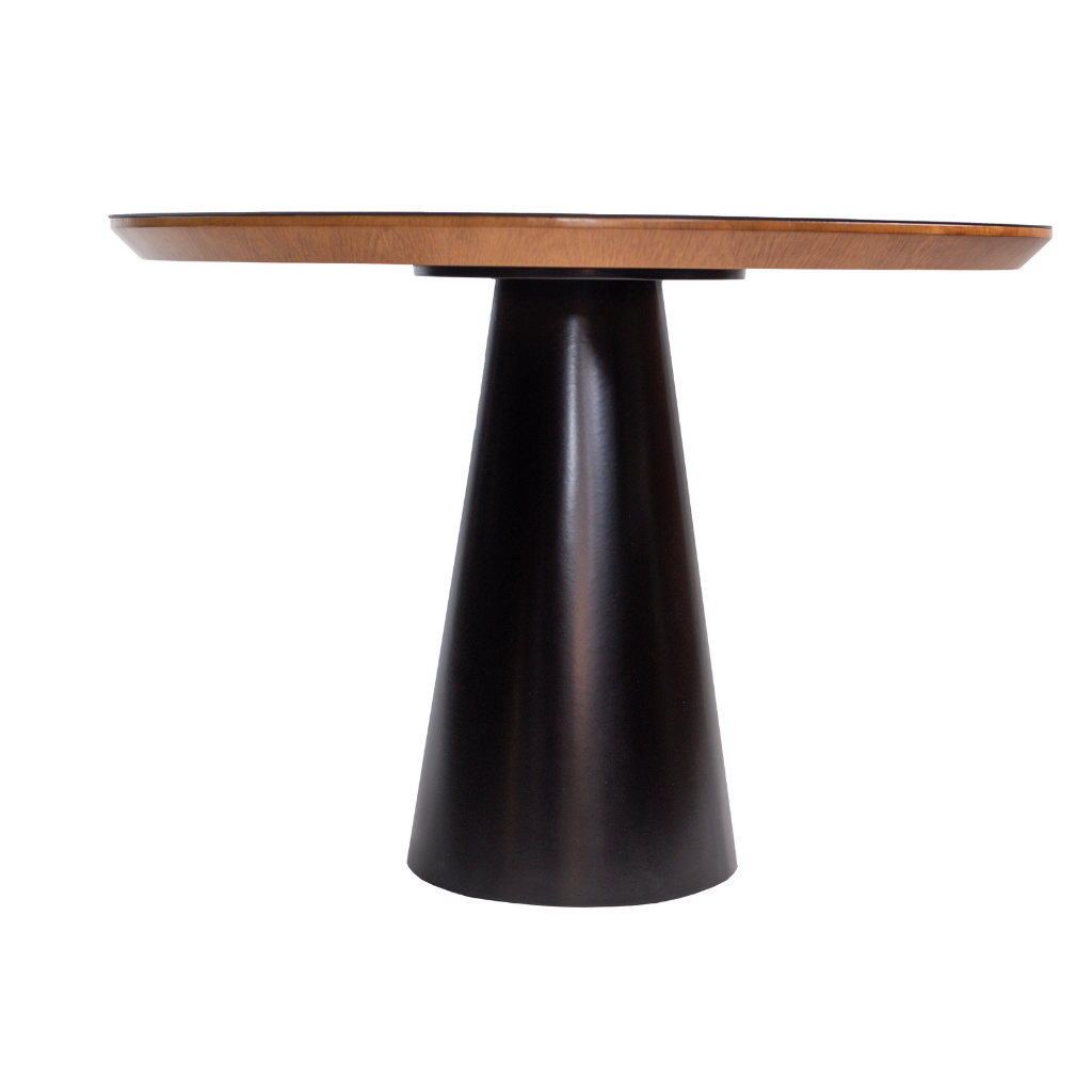 Mesa de jantar redonda charlotte base cone preto e tampo amêndoa e vidro preto 110 cm, visto da parte de baixo