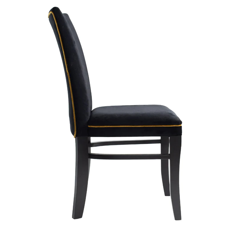 Cadeira Naíma Pés Preto Fosco e Tecido Veludo Preto + Debrum Dourado
