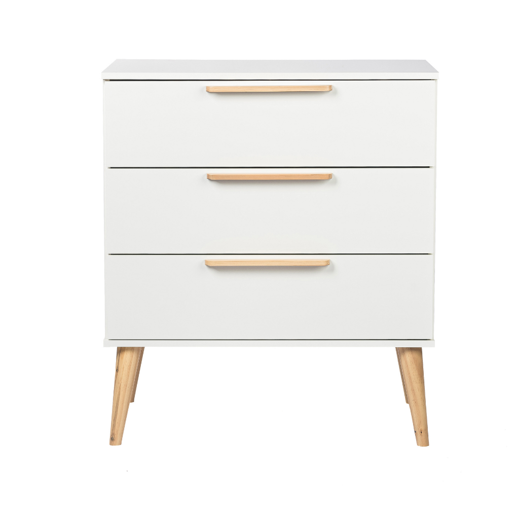 Cômoda 3 gavetas retrô cor branco, puxador reto cor carvalho, pés palito, visto de frente
