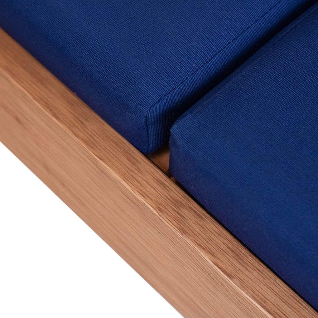 Sofá 2 Lugares Anice Em Madeira Com Corda Azul Tecido Azul Acquablock