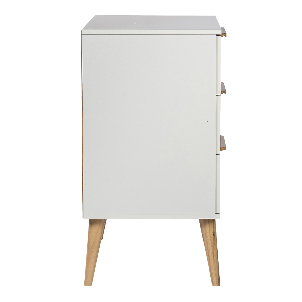 Cômoda 3 gavetas retrô cor branco, puxador reto cor carvalho, visto de lado