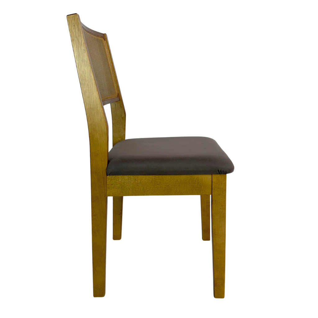 Cadeira de Madeira com Telinha Silvia Cor Amêndoa Tecido Suede Bege