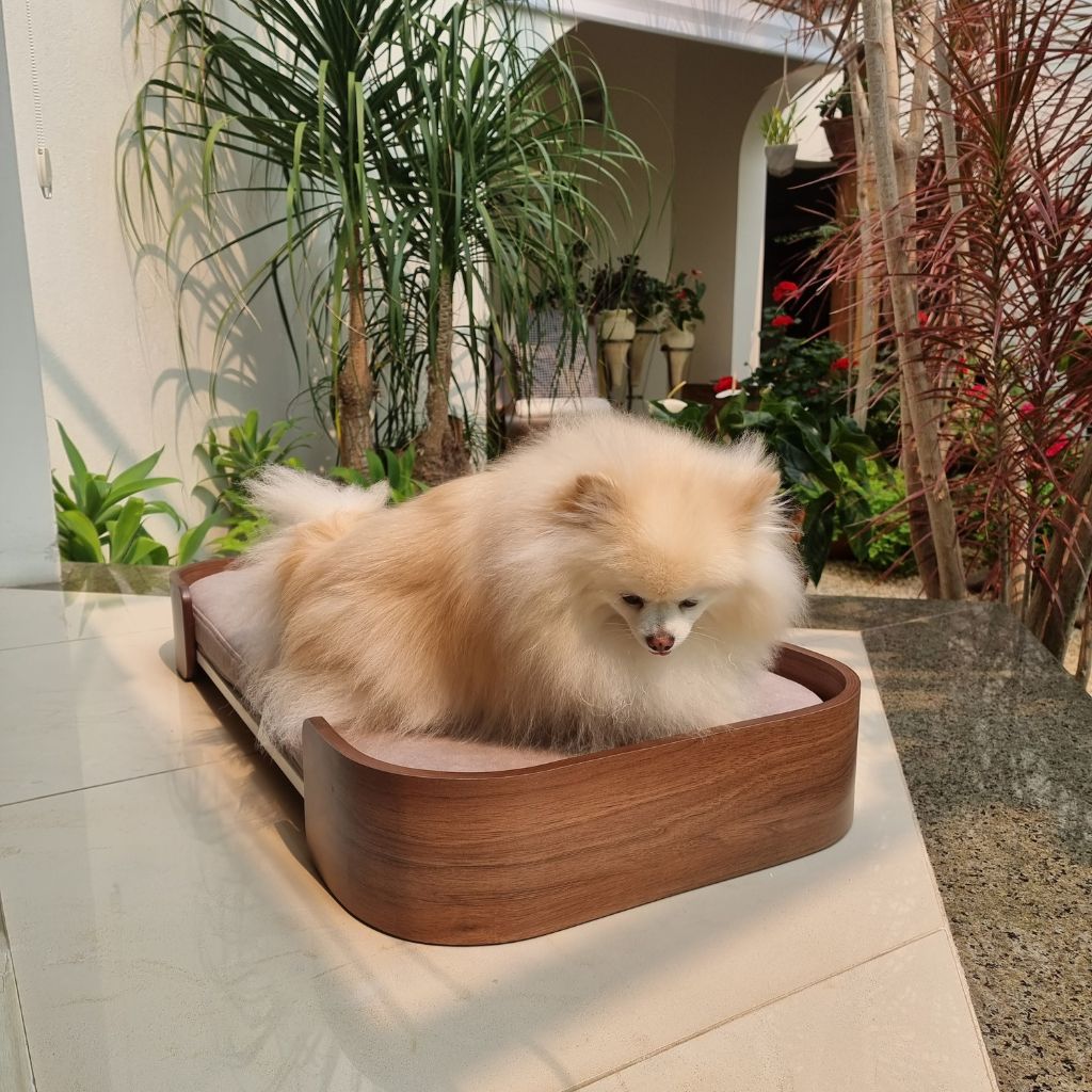 Cama Pet Médio porte cor Nogueira Orion Veludo Claro