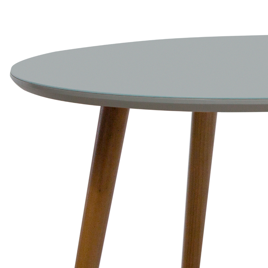 mesa de jantar redonda Agatha, pés palito Amêndoa, tampo fendi com vidro fendi sobreposto 110 cm, destacando as bordas