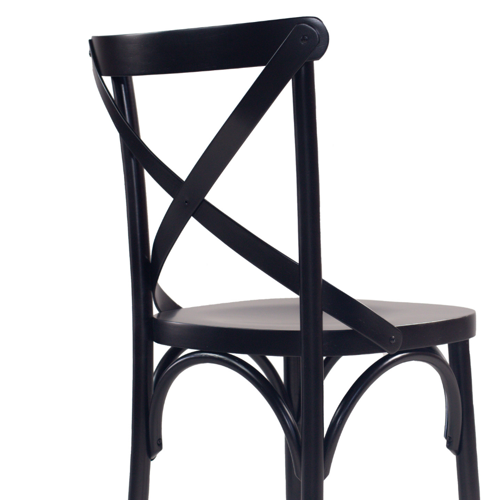 cadeira x boho cor preta, visto de lado