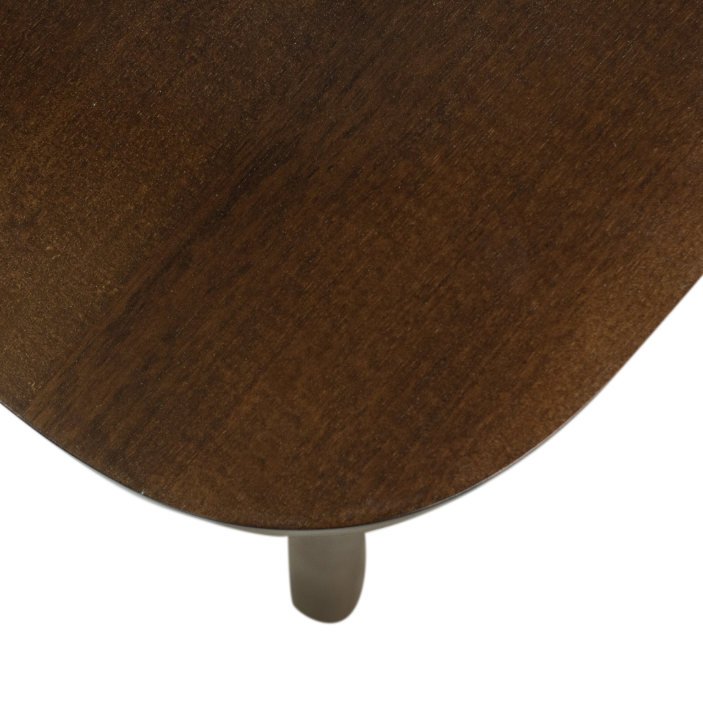 cadeira x boho cor castanho, destacandoo a borda