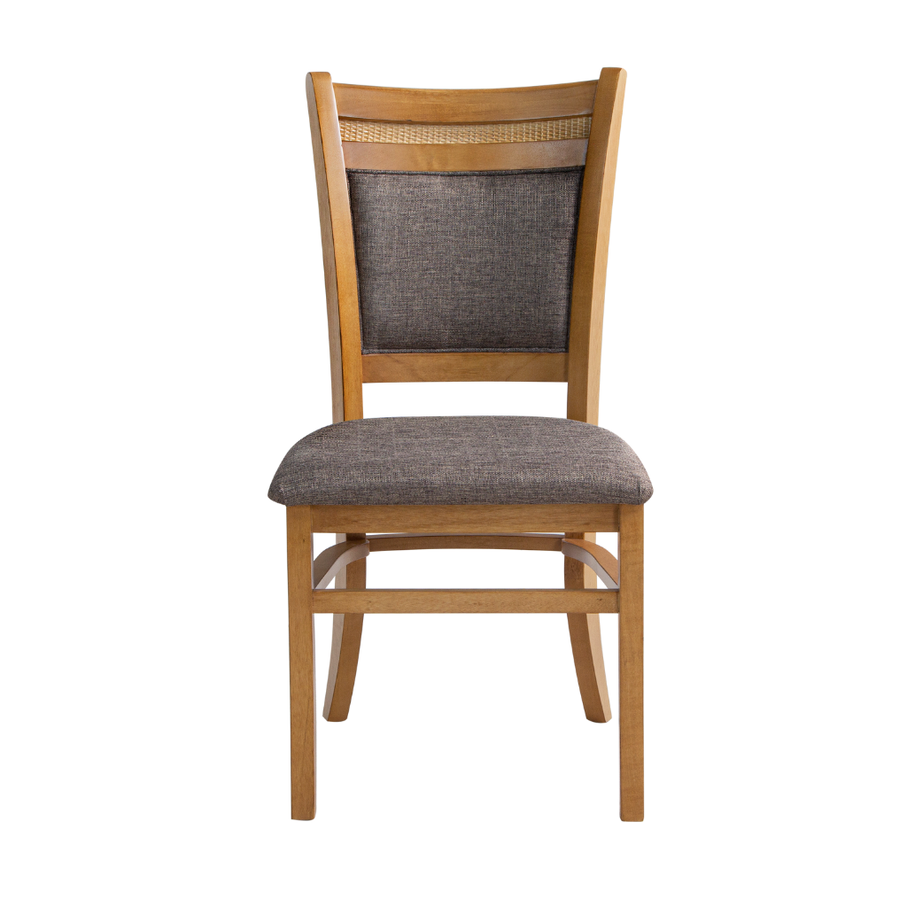 conjunto 2 cadeira Tammy cor amêndoa, tecido linho marrom com detalhe em Tattan, visto de frente