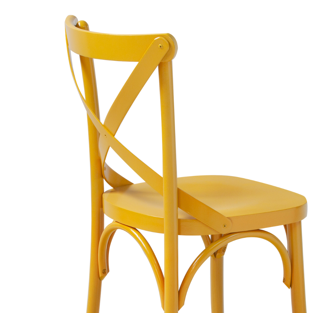 cadeira x boho cor amarela, visto de lado