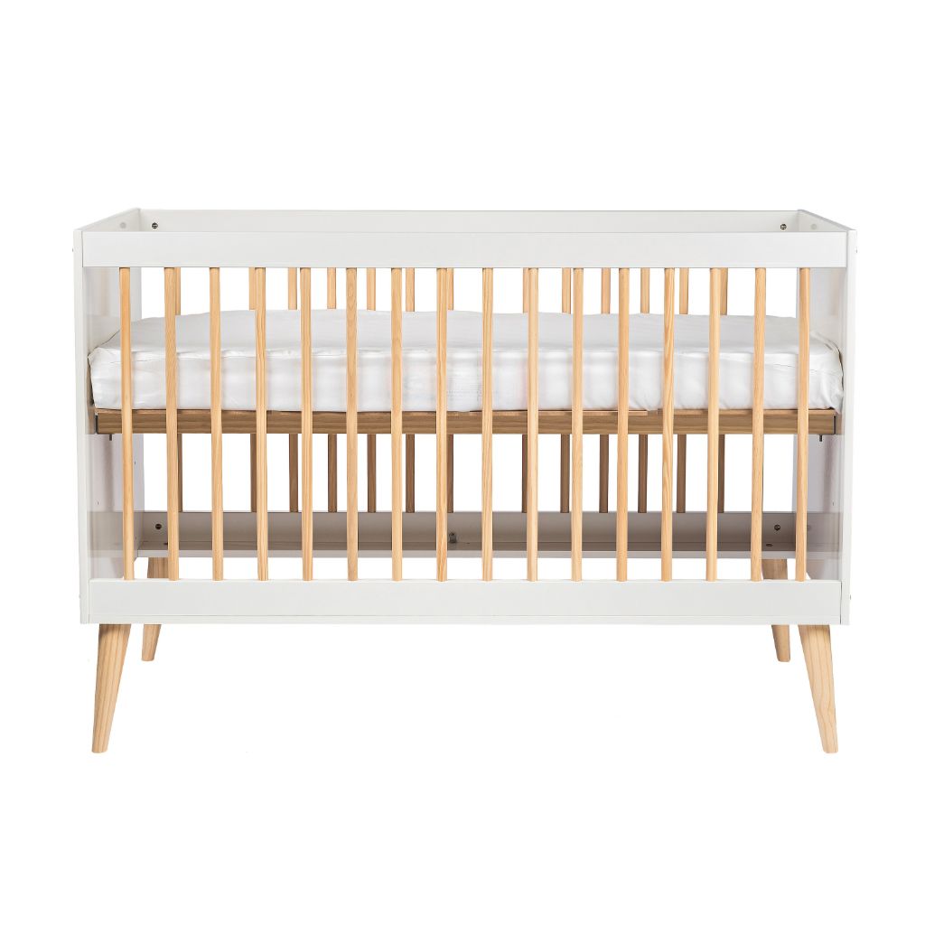 Conjunto Quarto Bebê: Berço 2 em 1 Retrô + Cômoda 3 Gav Puxador Redondo
