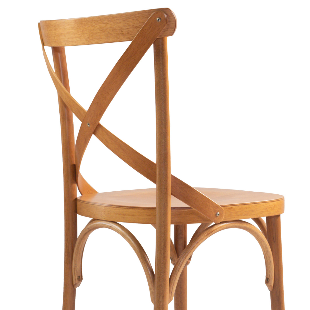 cadeira x boho cor amêndoa, visto de costas