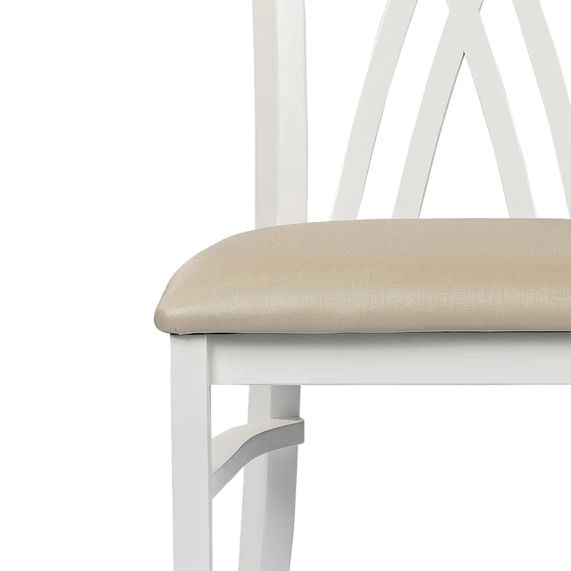 Cadeira Dora Branco Fosco e Tecido Facto Dunas Pérola